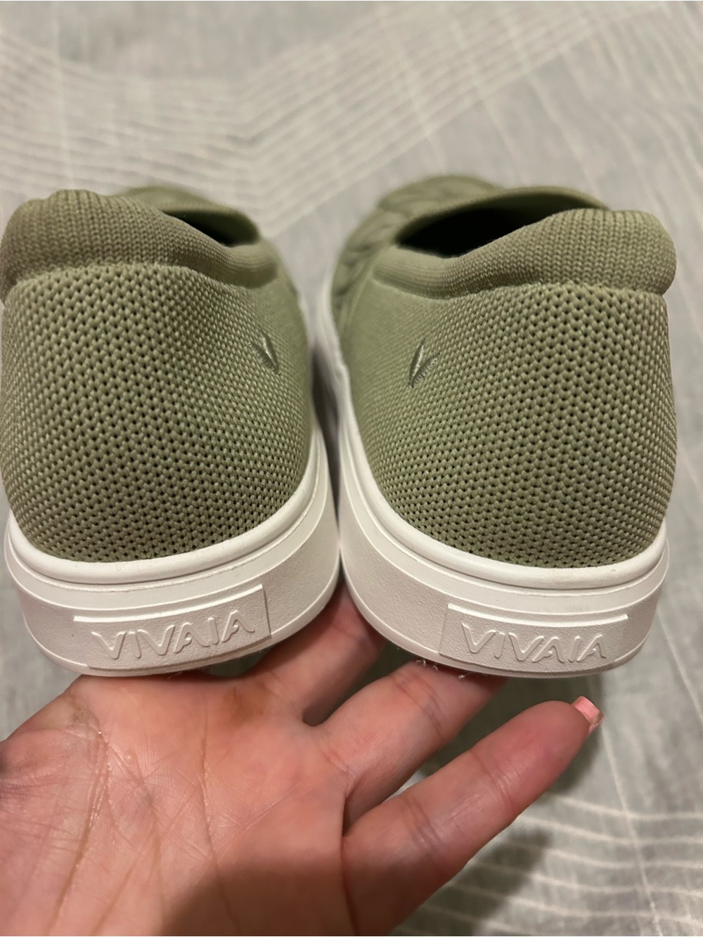 VIVAIA Classic Slip-On Sneakers V-Tune in Matcha Green NEW Sz US 7 Womens srp129 - Picture 10 of 16
